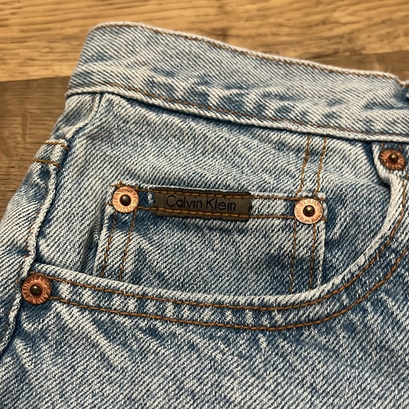 Vintage 90s Calvin Klein Light Wash Jean Shorts, made in USA - Picture 3 of 8